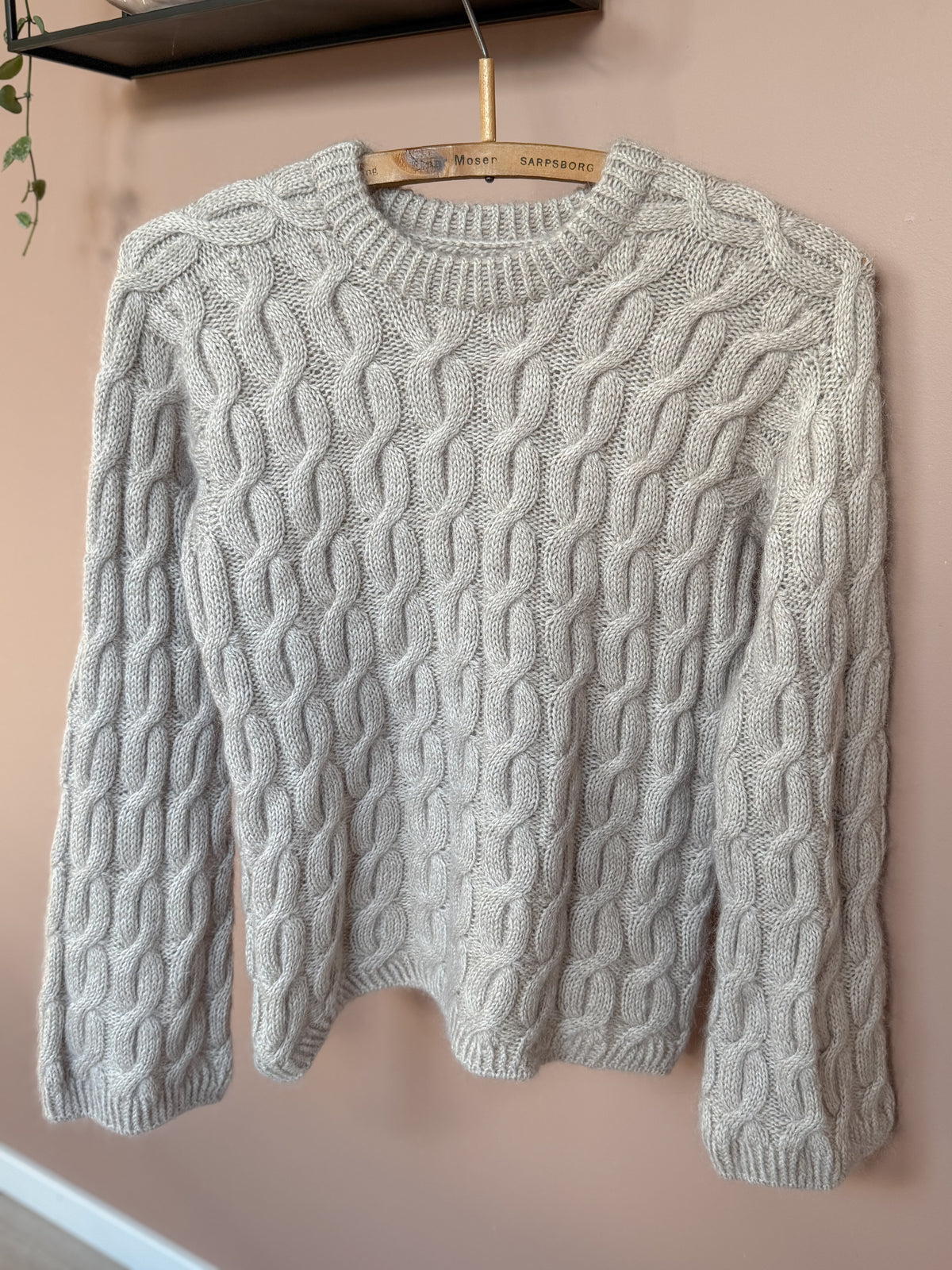 Lydiara sweater
