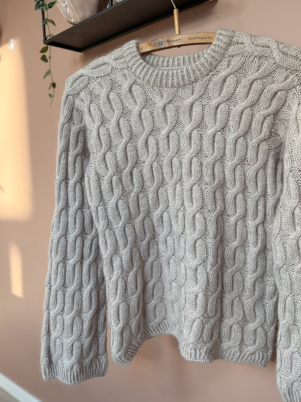 Lydiara sweater