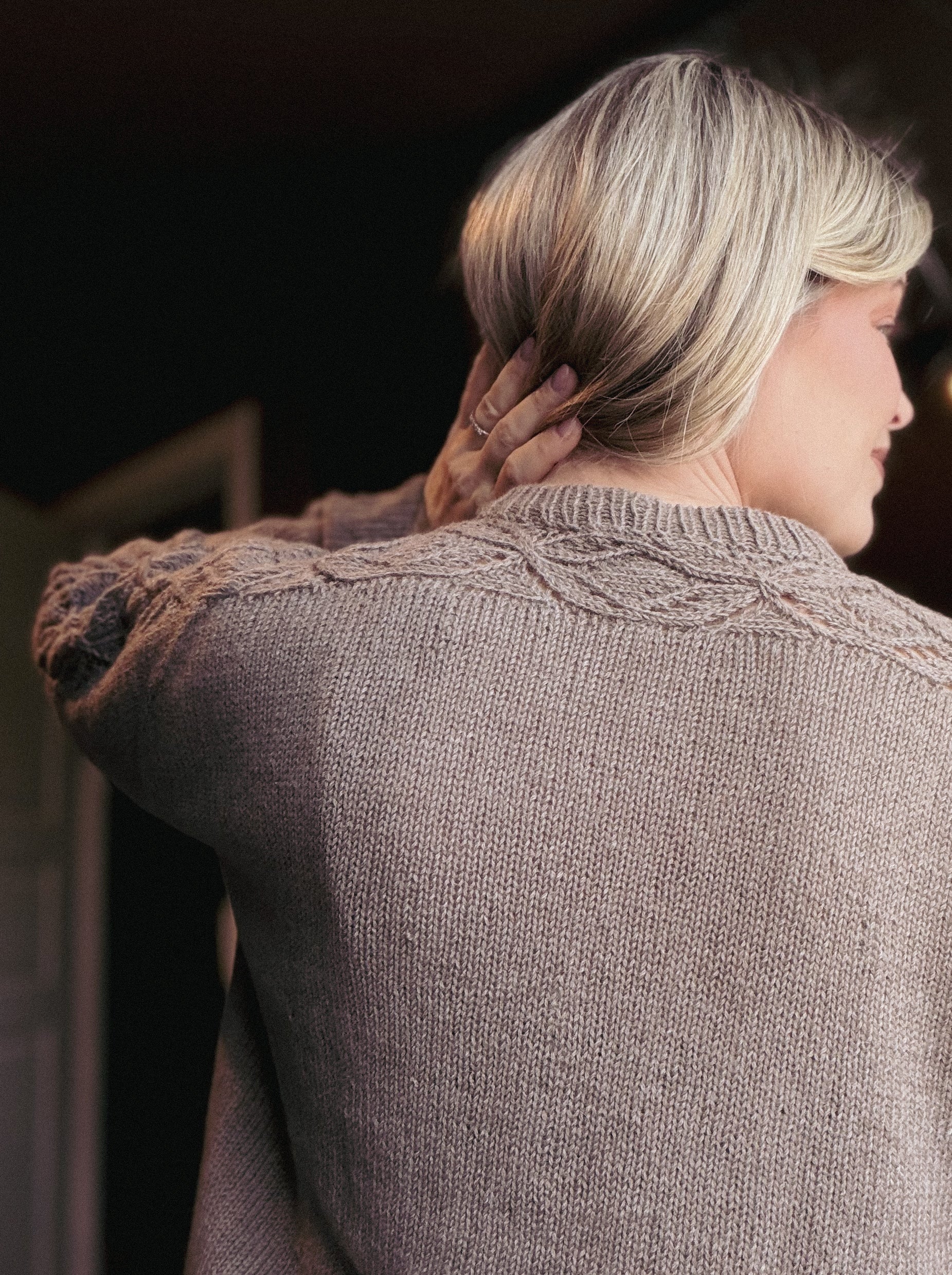 Irisbloom sweater