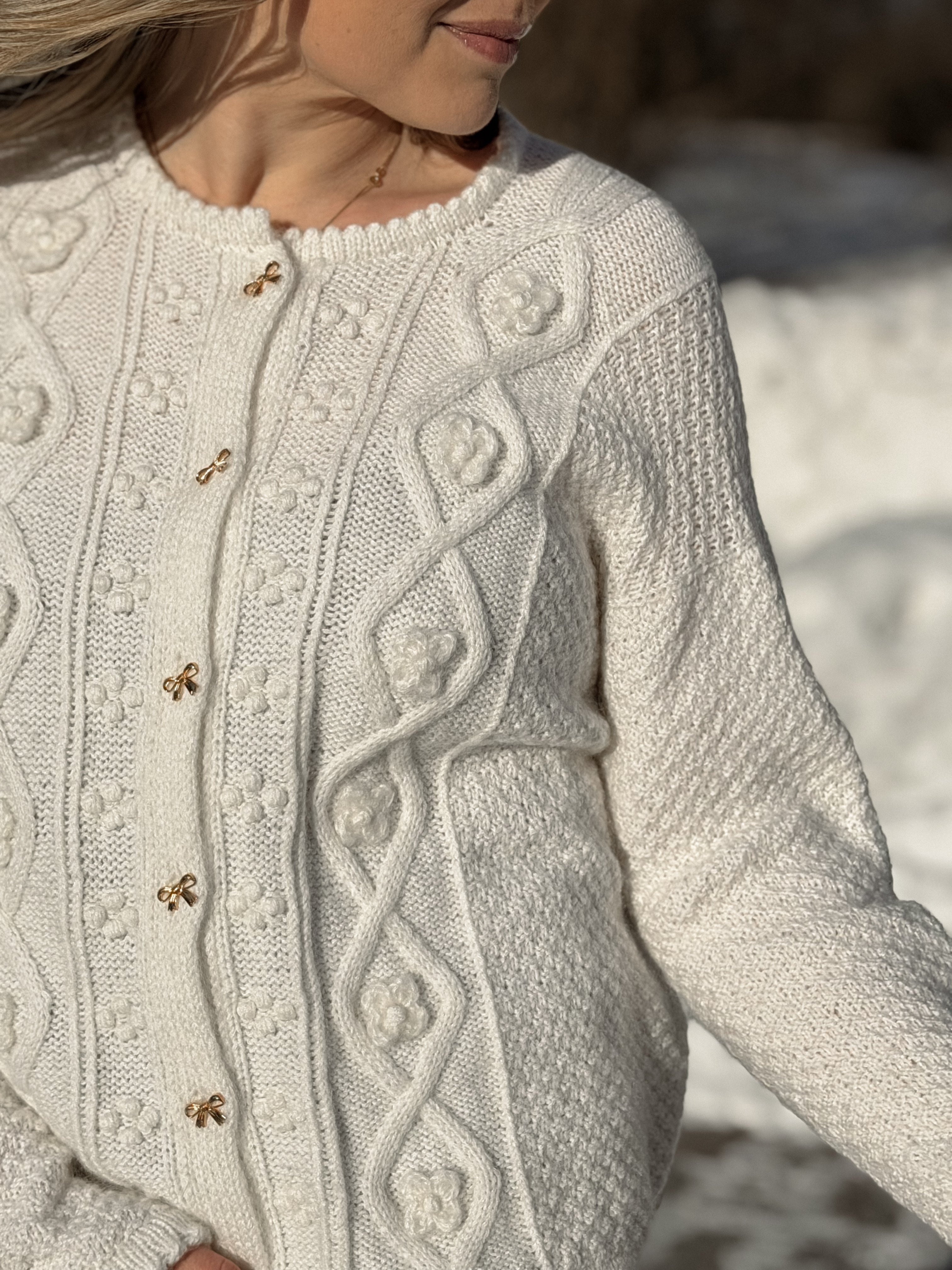 Petalia_cardigan